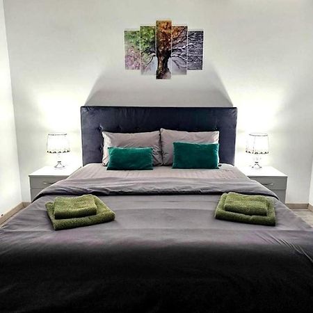 Appartement Sleep & Go à Surčin Extérieur photo